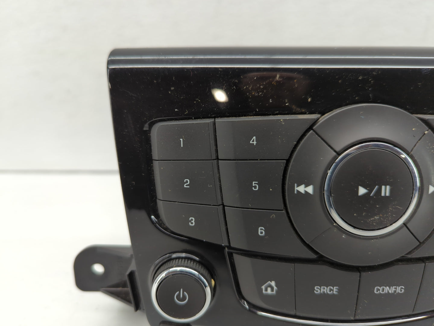 2013-2016 Chevrolet Cruze Radio AM FM Cd Player Receiver Replacement P/N:95166368 Fits Fits 2013 2014 2015 2016 OEM Used Aut