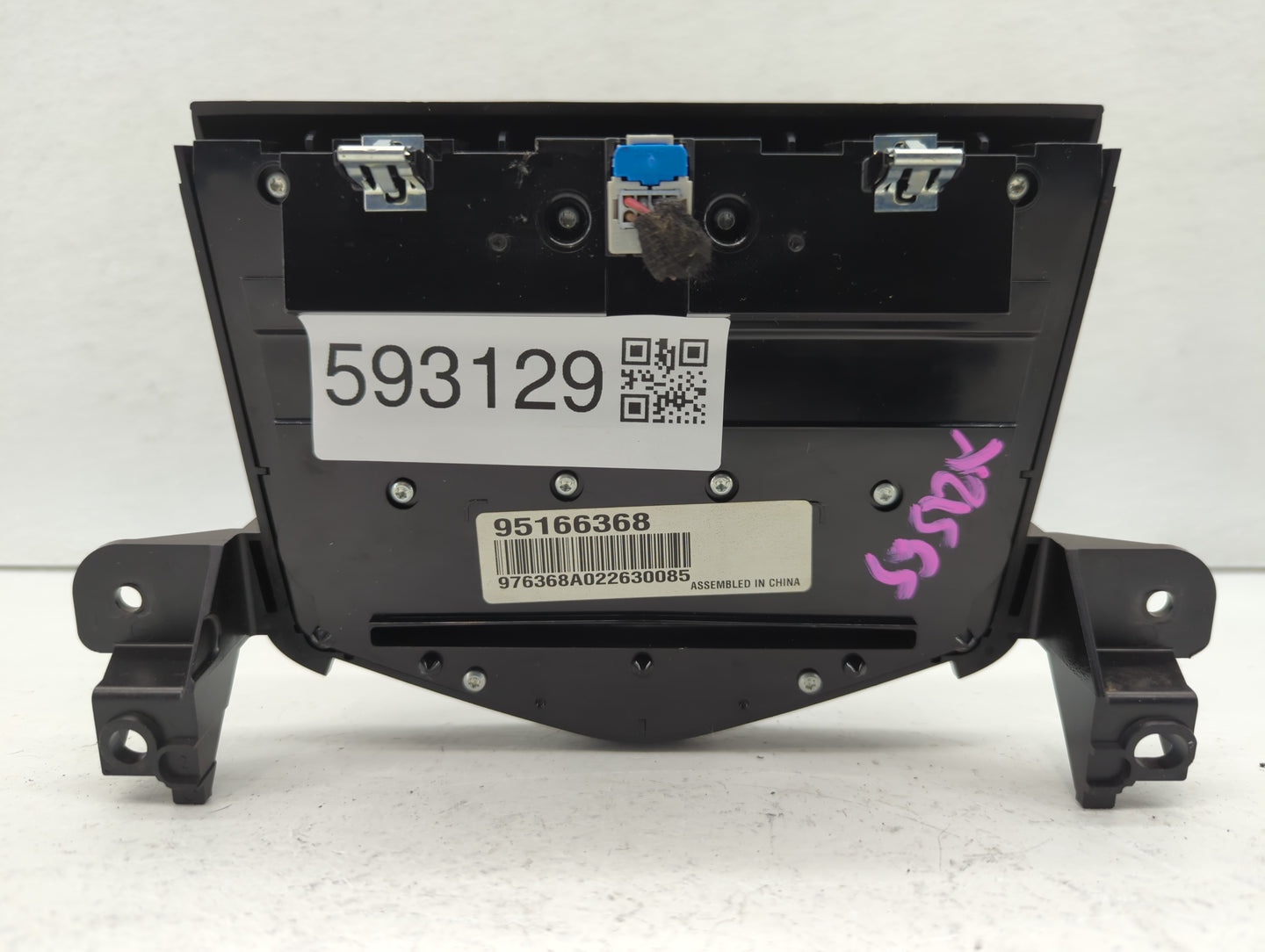 2013-2016 Chevrolet Cruze Radio AM FM Cd Player Receiver Replacement P/N:95166368 Fits Fits 2013 2014 2015 2016 OEM Used Aut