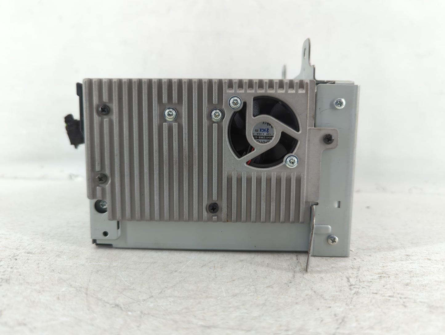 2013 Chevrolet Cruze Radio AM FM Cd Player Receiver Replacement P/N:22979837 Fits OEM Used Auto Parts - Oemusedautoparts1.co