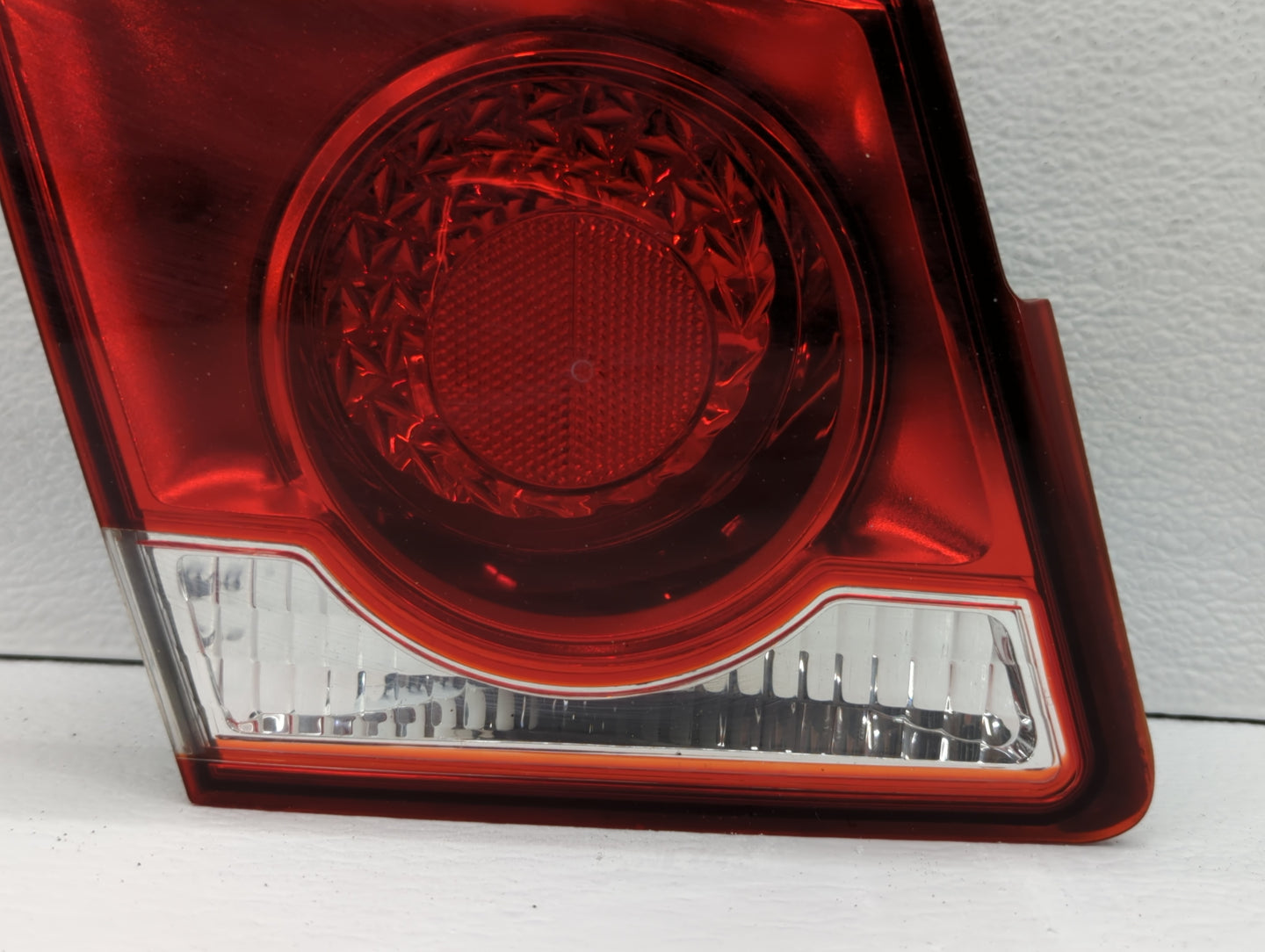 2011-2016 Chevrolet Cruze Tail Light Assembly Driver Left OEM Fits Fits 2011 2012 2013 2014 2015 2016 OEM Used Auto Parts - 