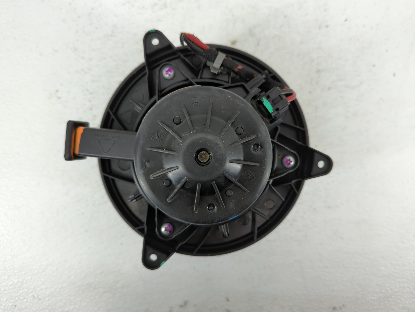 2012-2014 Chevrolet Cruze Heater AC Blower Motor P/N:5242 6734 06 Fits Fits 2011 2012 2013 2014 2015 2016 OEM Used Auto Part