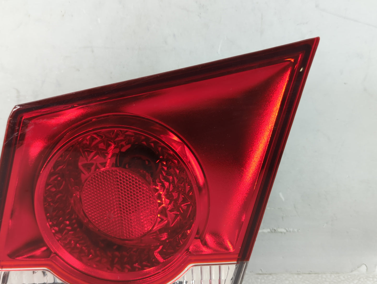 2011-2016 Chevrolet Cruze Tail Light Assembly Passenger Right OEM Fits Fits 2011 2012 2013 2014 2015 2016 OEM Used Auto Part
