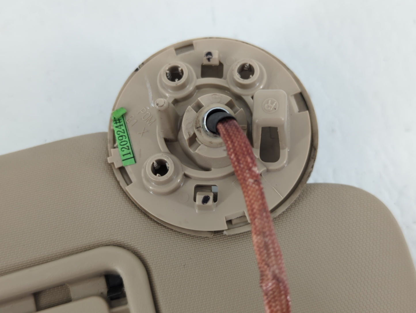 2011-2016 Chevrolet Cruze Sun Visor Shade Replacement Passenger Right Mirror Fits Fits 2011 2012 2013 2014 2015 2016 OEM Use