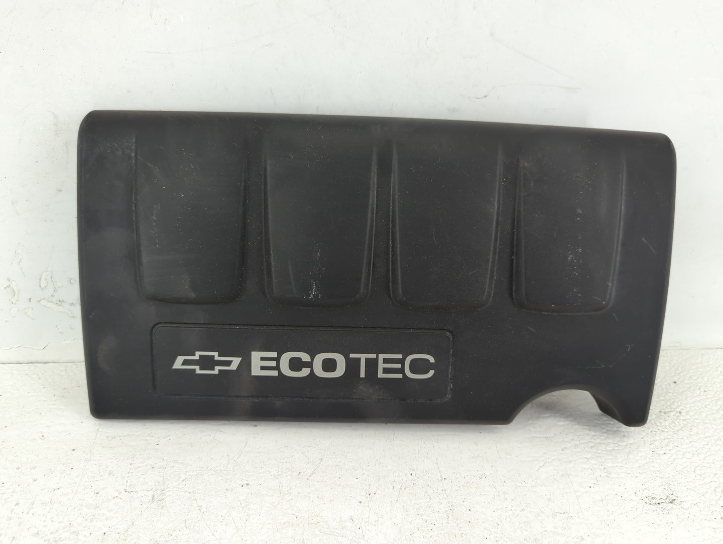 2013 Chevrolet Cruze Engine Cover - Oemusedautoparts1.com