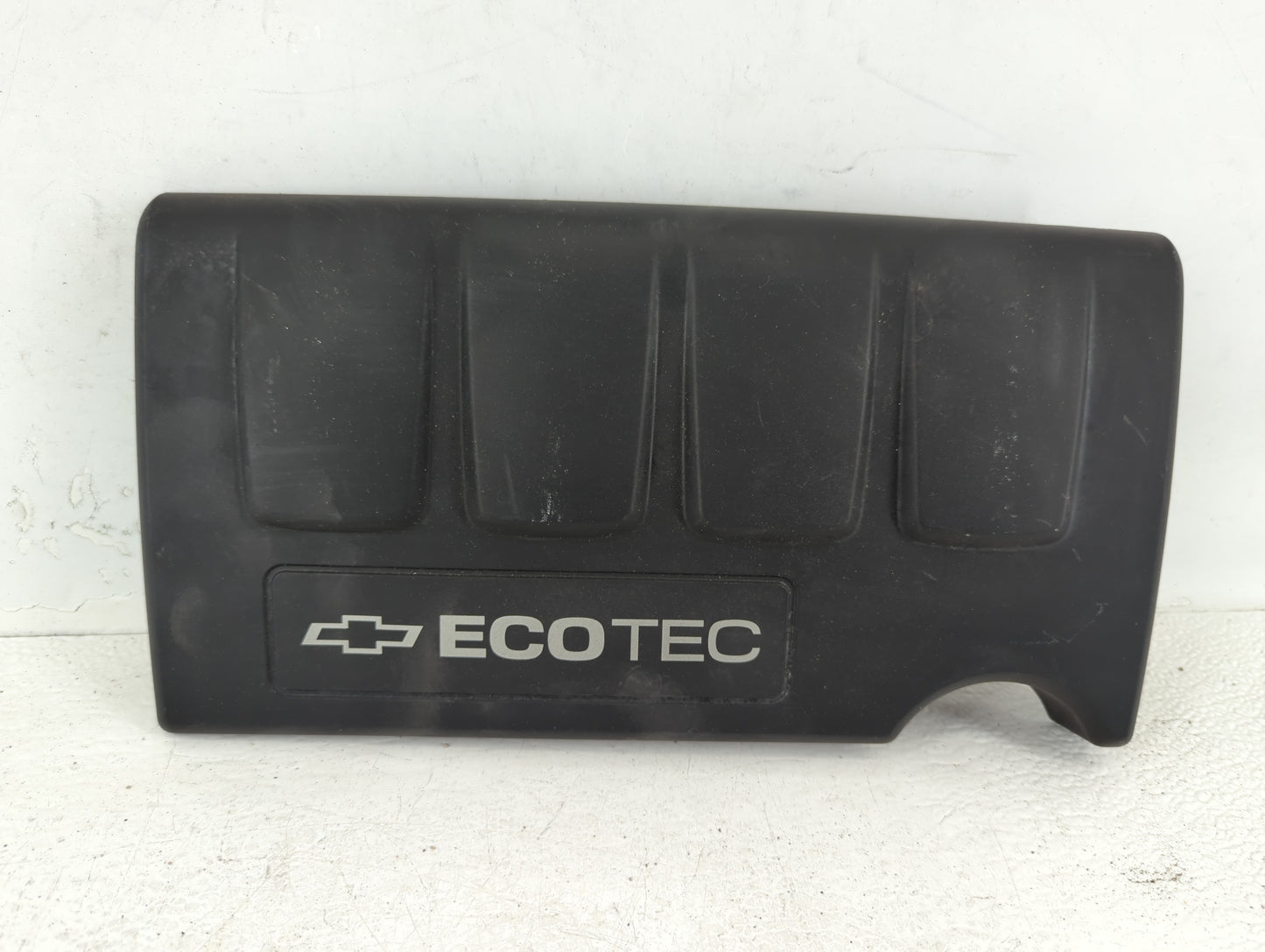 2013 Chevrolet Cruze Engine Cover - Oemusedautoparts1.com