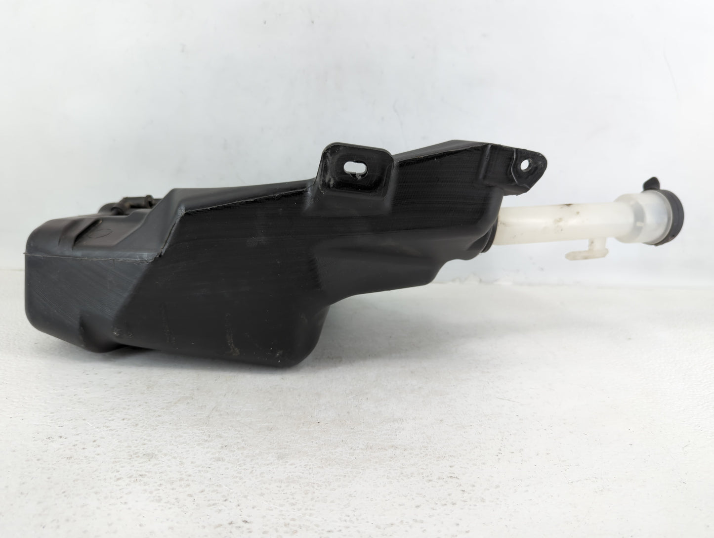 2011-2016 Chevrolet Cruze Windshield Washer Fluid Reservoir Bottle Oem - Oemusedautoparts1.com