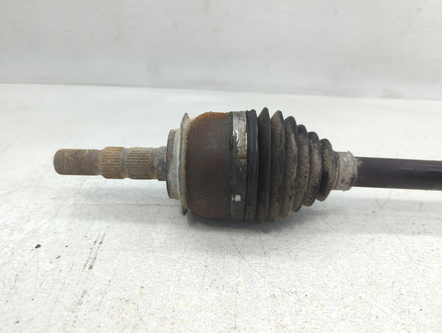 2013-2016 Chevrolet Cruze Axle Shaft Front Driver Cv C/v - Oemusedautoparts1.com