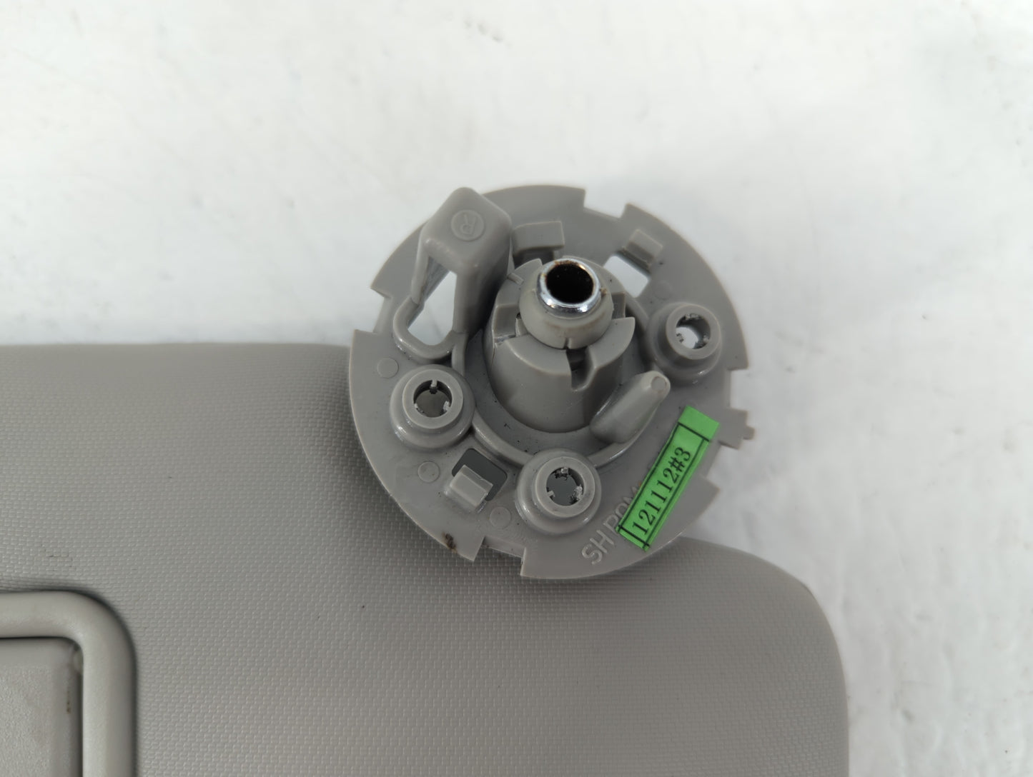 2011-2016 Chevrolet Cruze Sun Visor Shade Replacement Passenger Right Mirror Fits Fits 2011 2012 2013 2014 2015 2016 OEM Use