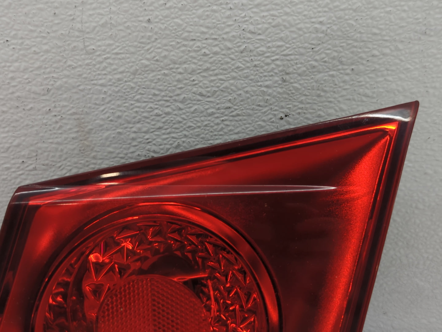 2011-2016 Chevrolet Cruze Tail Light Assembly Passenger Right OEM Fits Fits 2011 2012 2013 2014 2015 2016 OEM Used Auto Part