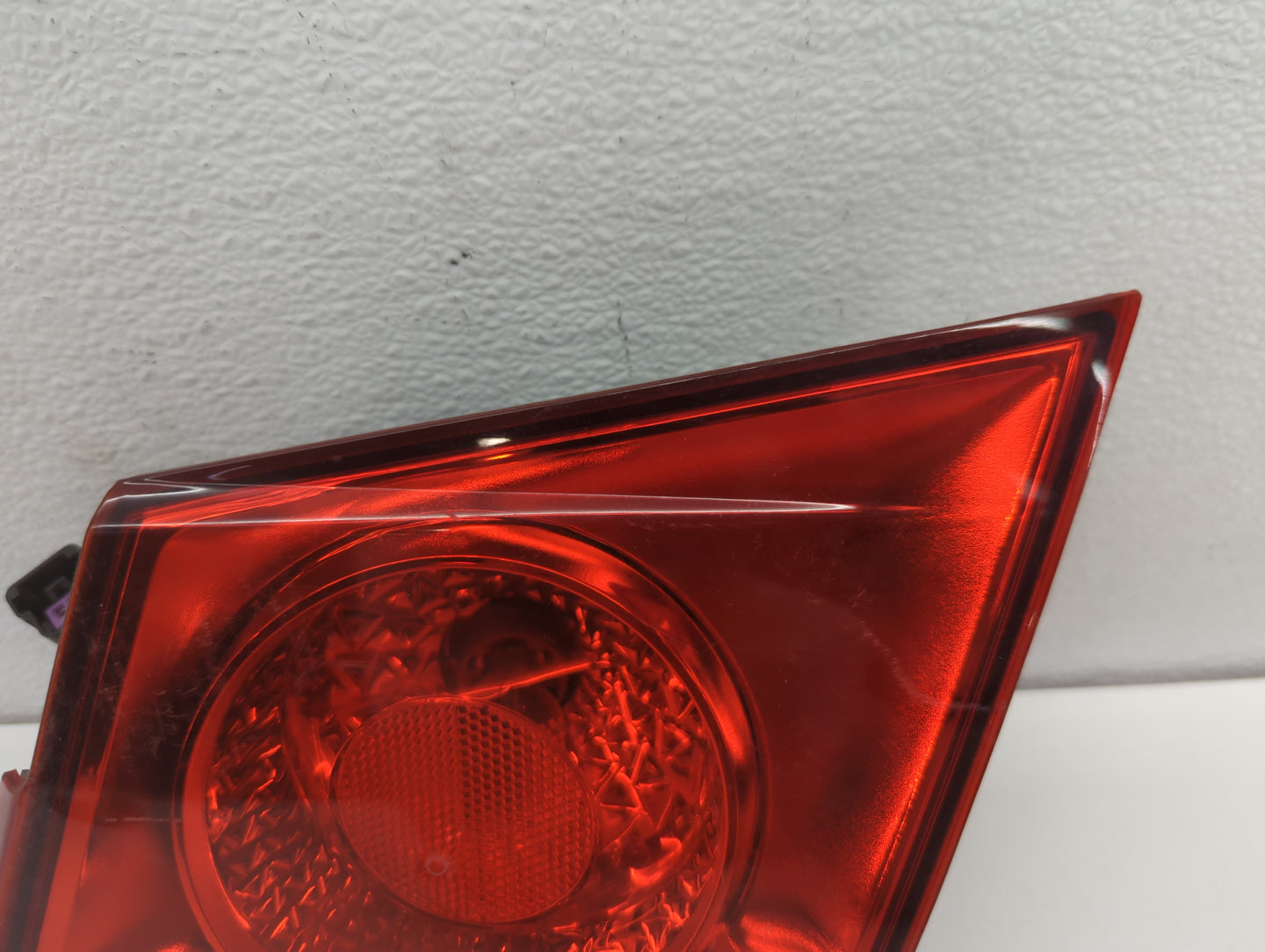 2011-2016 Chevrolet Cruze Tail Light Assembly Driver Left OEM Fits Fits 2011 2012 2013 2014 2015 2016 OEM Used Auto Parts - 