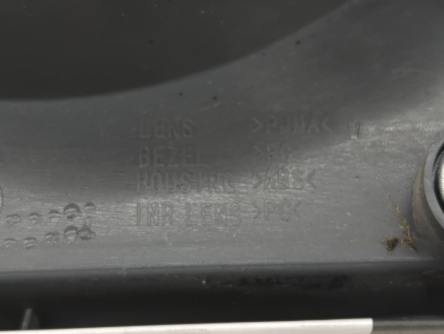 2011-2016 Chevrolet Cruze Tail Light Assembly Driver Left OEM Fits Fits 2011 2012 2013 2014 2015 2016 OEM Used Auto Parts - 