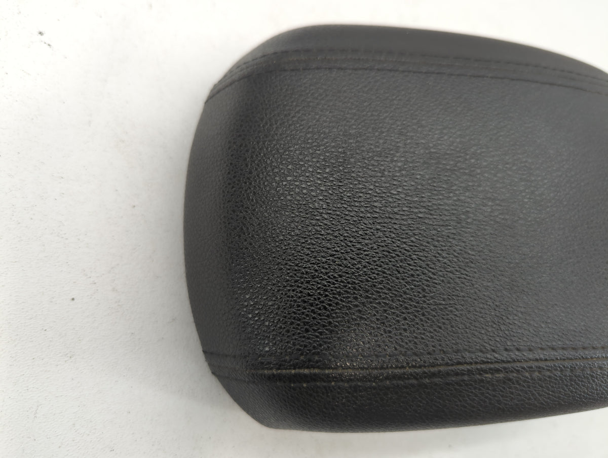2013-2016 Chevrolet Cruze Center Console Armrest Cover Lid 662390 - Oemusedautoparts1.com