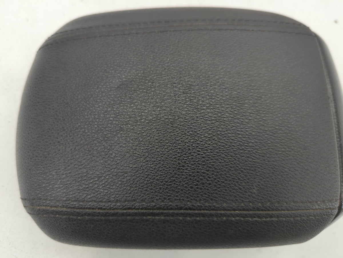 2013-2016 Chevrolet Cruze Center Console Armrest Cover Lid 662390 - Oemusedautoparts1.com