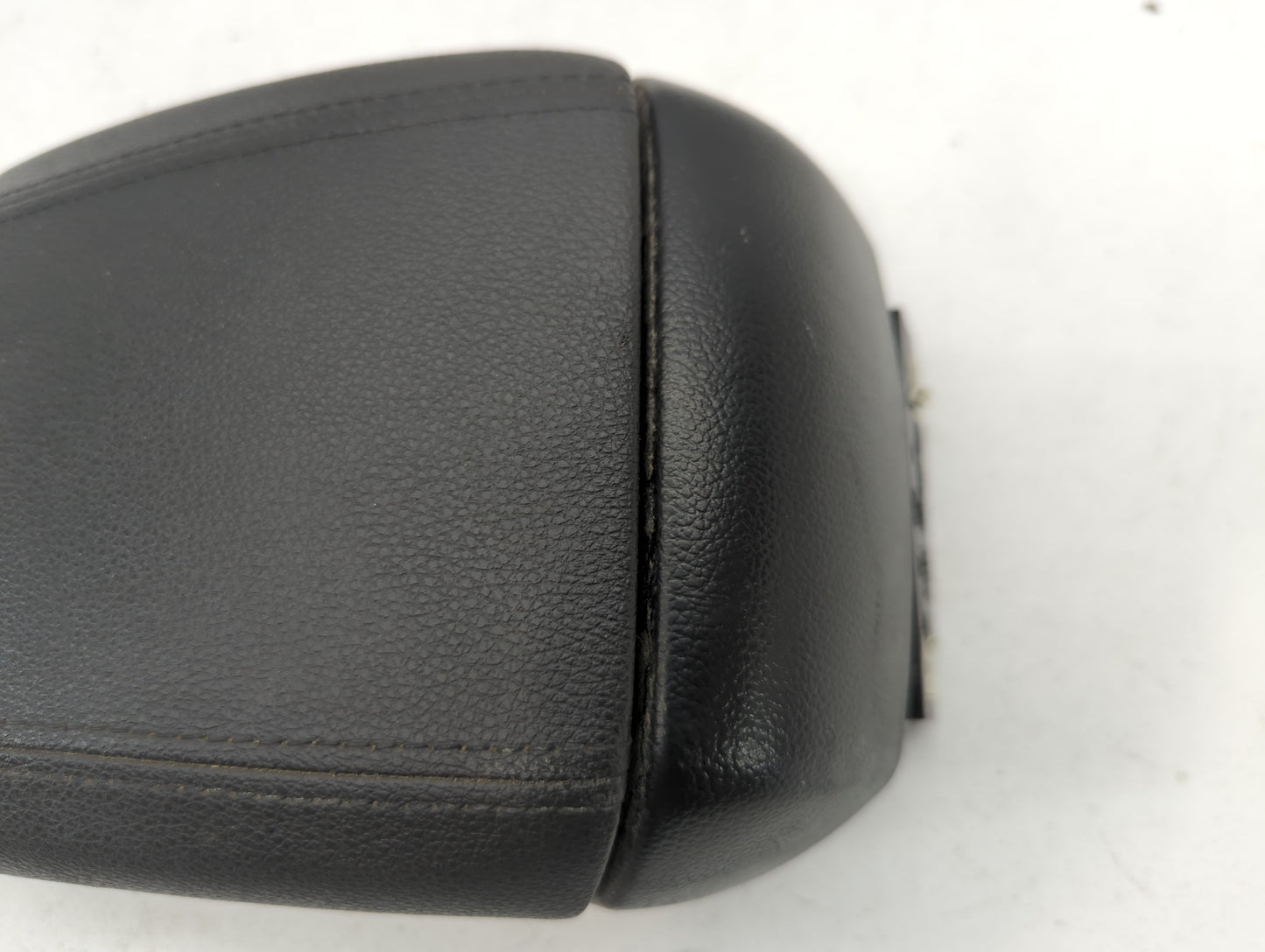 2013-2016 Chevrolet Cruze Center Console Armrest Cover Lid - Oemusedautoparts1.com