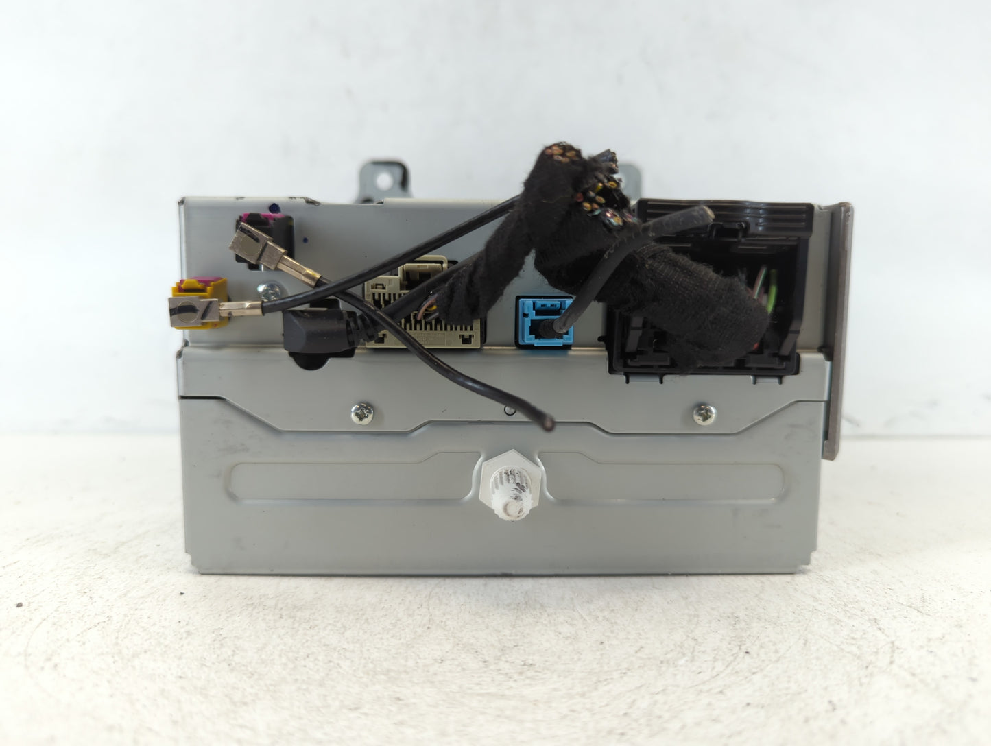 2013-2013 Chevrolet Cruze Am Fm Cd Player Radio Receiver - Oemusedautoparts1.com