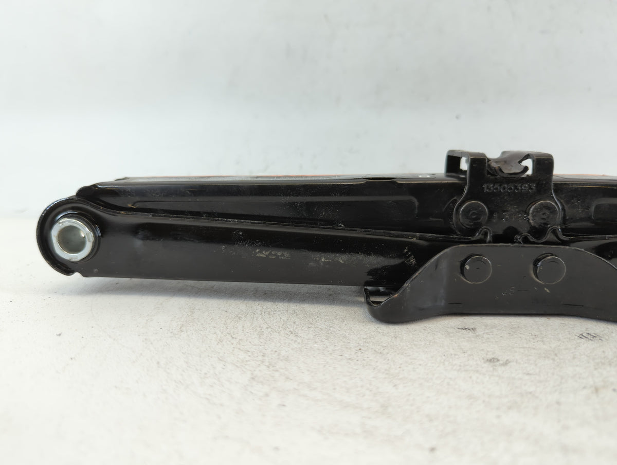 2013 Chevrolet Cruze Spare Scissor Car Jack 664209 - Oemusedautoparts1.com