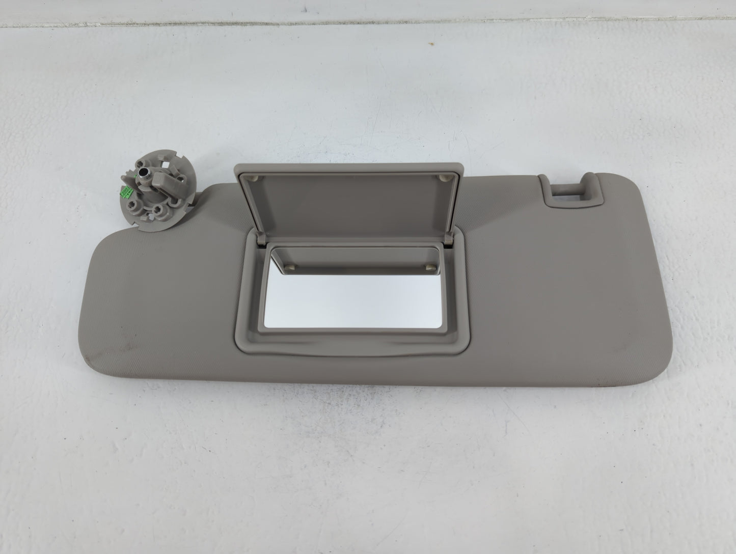 2011-2016 Chevrolet Cruze Sun Visor Shade Replacement Driver Left Mirror Fits Fits 2011 2012 2013 2014 2015 2016 OEM Used Au