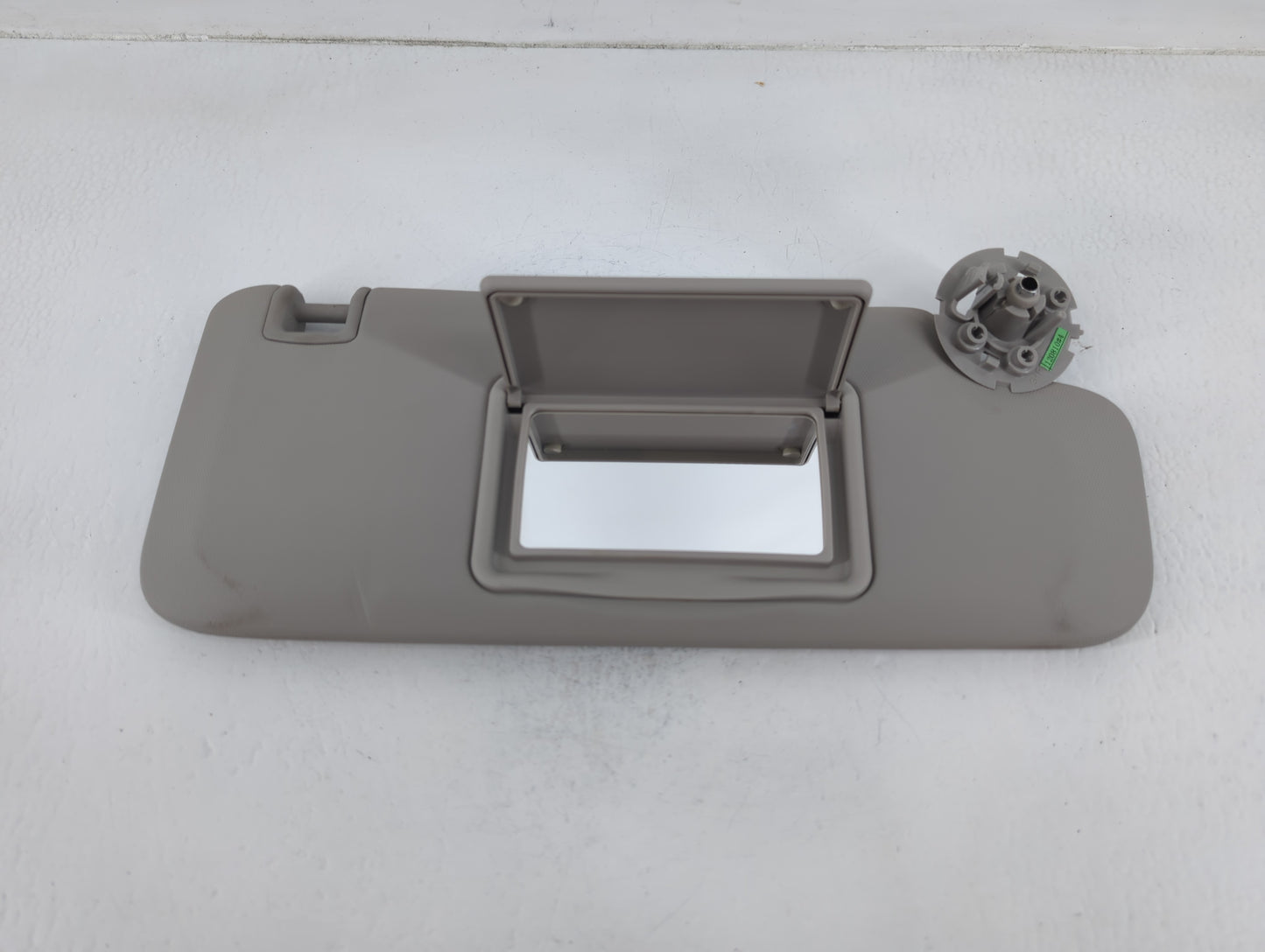 2011-2016 Chevrolet Cruze Sun Visor Shade Replacement Passenger Right Mirror Fits Fits 2011 2012 2013 2014 2015 2016 OEM Use
