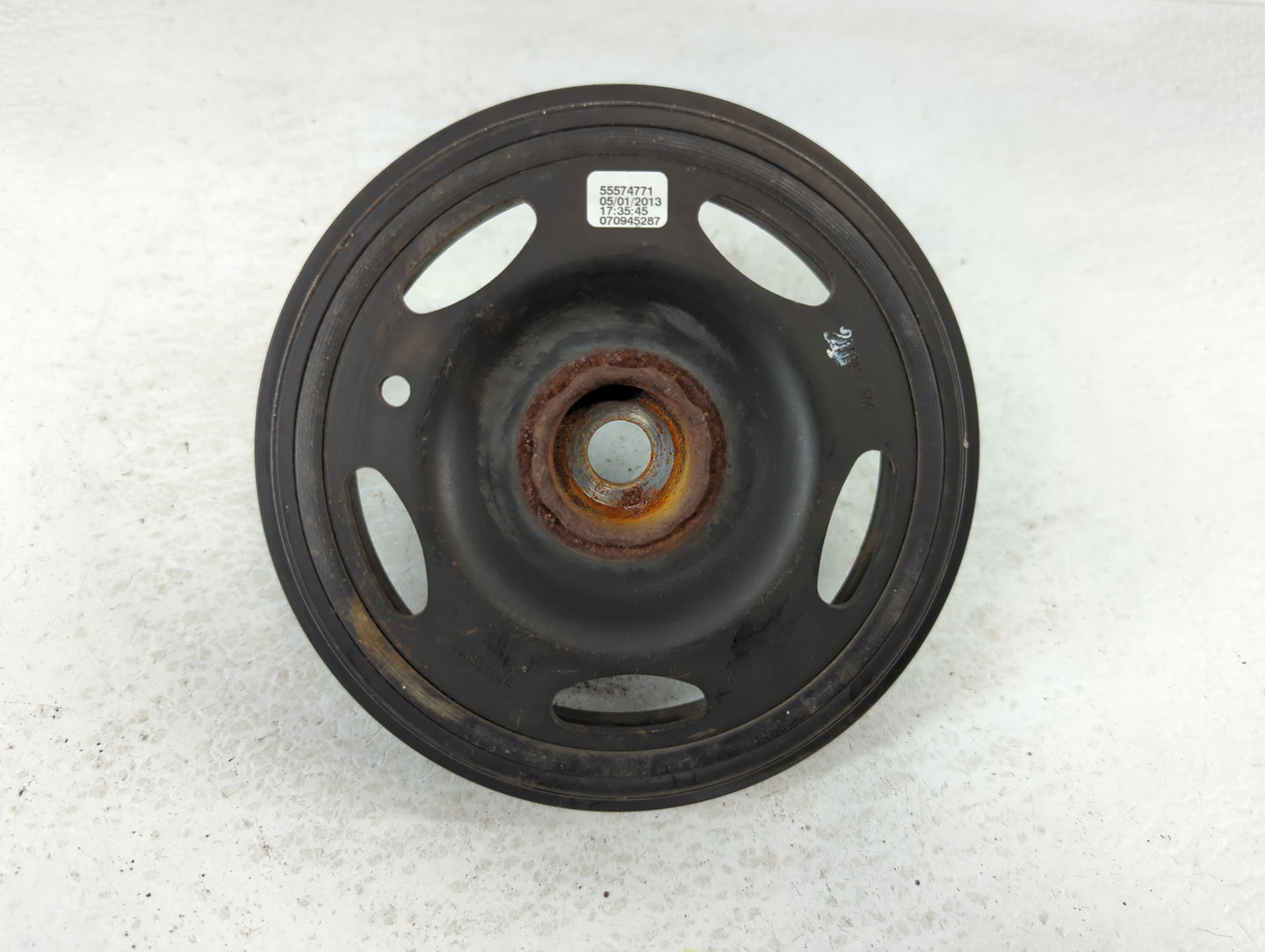 2013 Chevrolet Cruze Crankshaft Pulley - Oemusedautoparts1.com