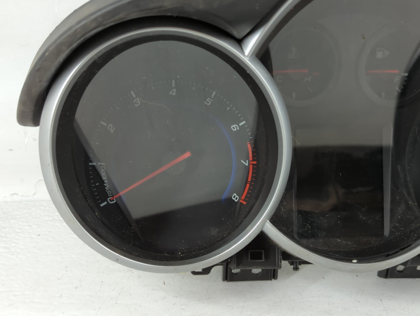 2013-2014 Chevrolet Cruze Instrument Cluster Speedometer Gauges P/N:95129378 Fits Fits 2013 2014 OEM Used Auto Parts - Oemus