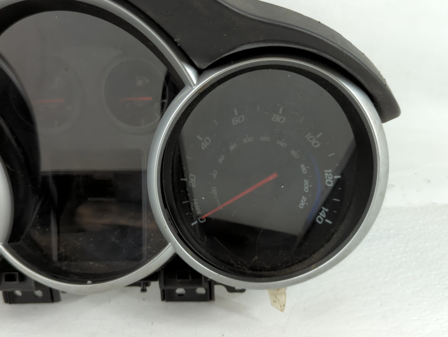 2013-2014 Chevrolet Cruze Instrument Cluster Speedometer Gauges P/N:95129378 Fits Fits 2013 2014 OEM Used Auto Parts - Oemus