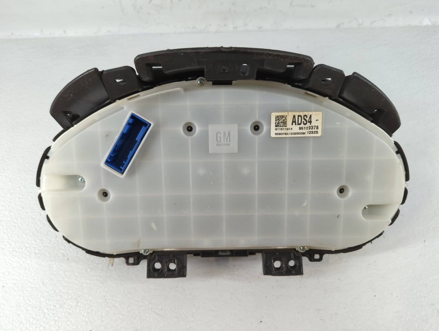 2013-2014 Chevrolet Cruze Instrument Cluster Speedometer Gauges P/N:95129378 Fits Fits 2013 2014 OEM Used Auto Parts - Oemus