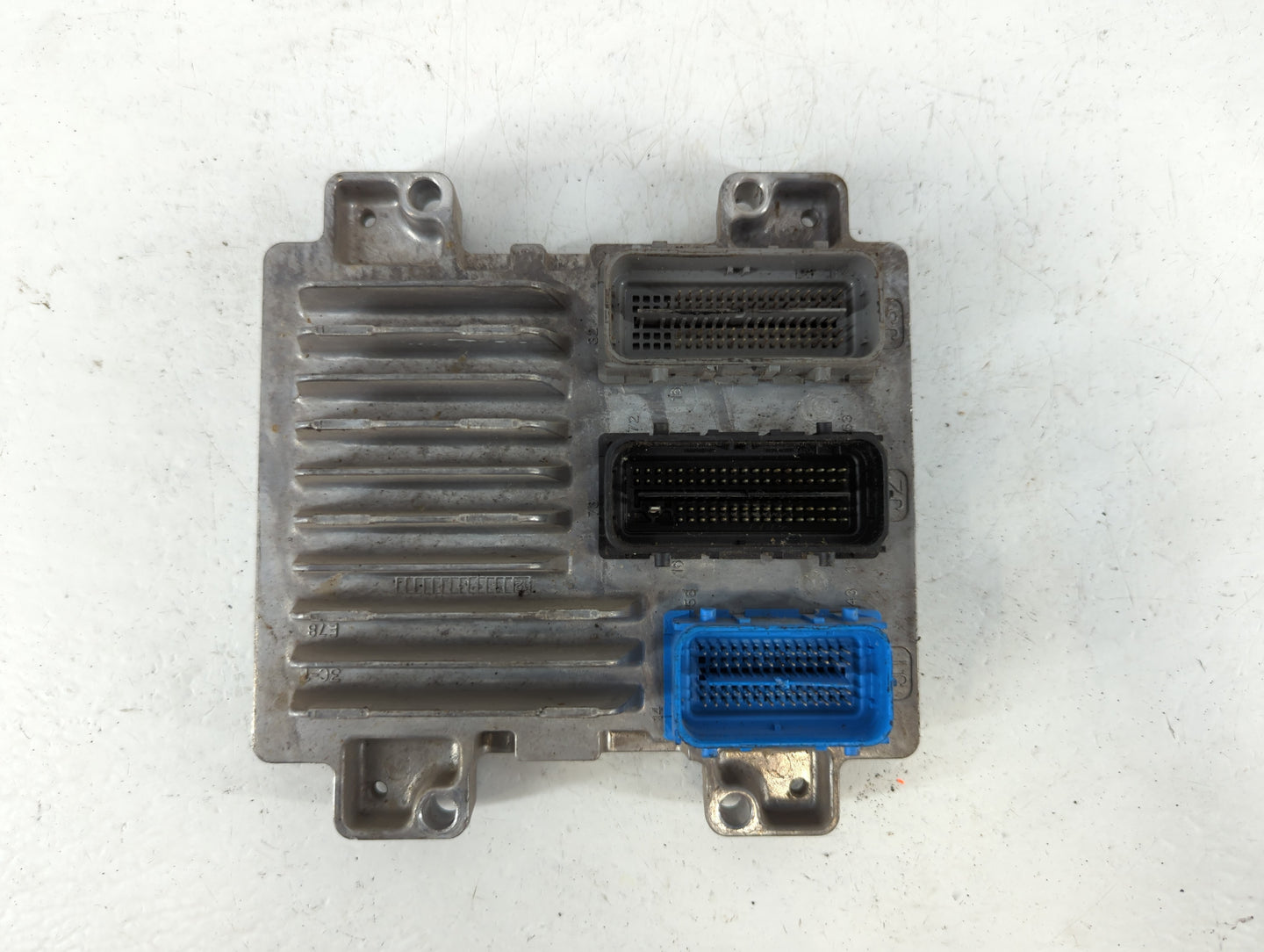 2012-2016 Chevrolet Cruze PCM Engine Control Computer ECU ECM PCU OEM P/N:12655499 12655586 Fits OEM Used Auto Parts - Oemus