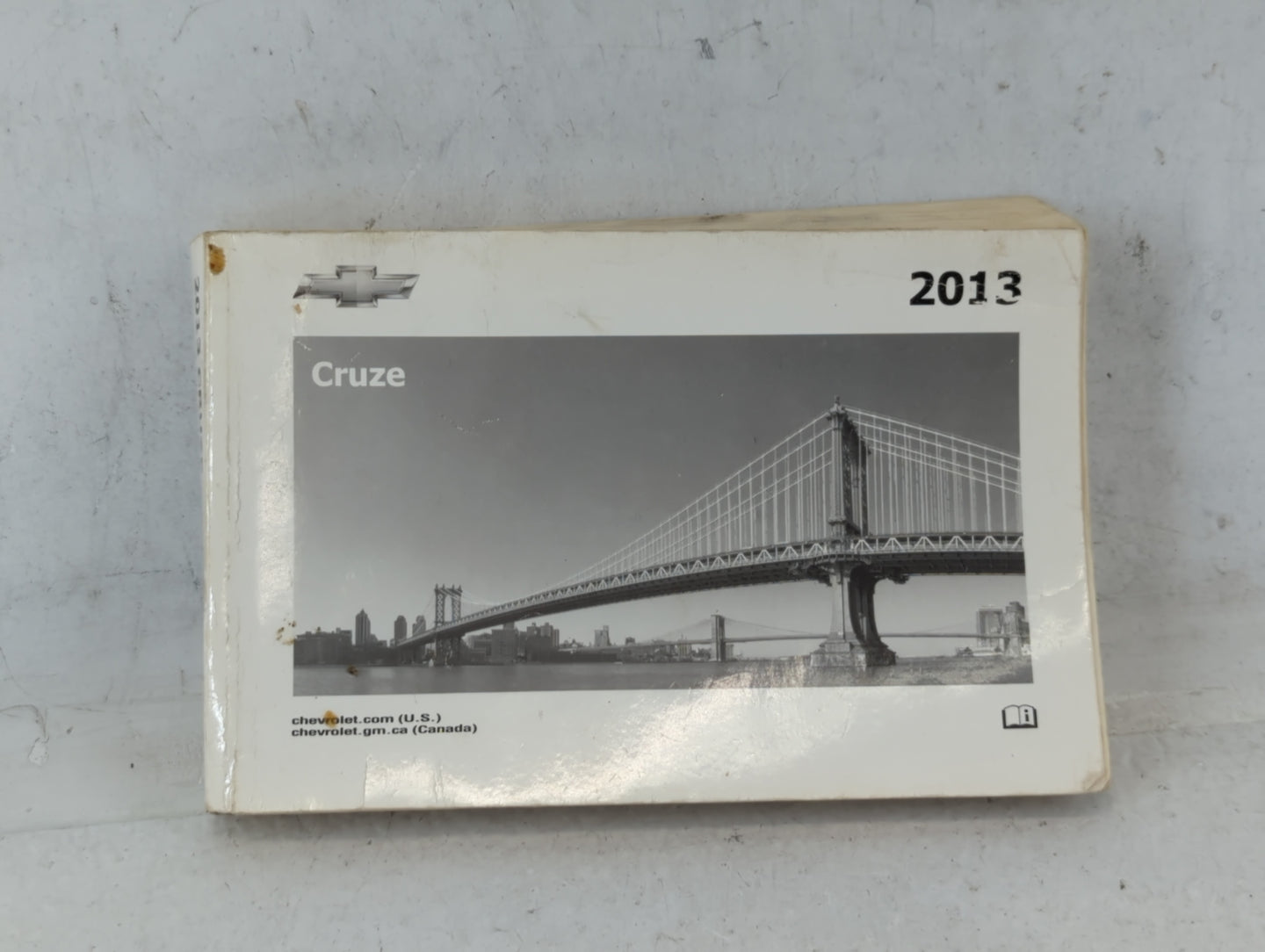 2013 Chevrolet Cruze Owners Manual Book Guide P/N:22771025 B OEM Used Auto Parts - Oemusedautoparts1.com