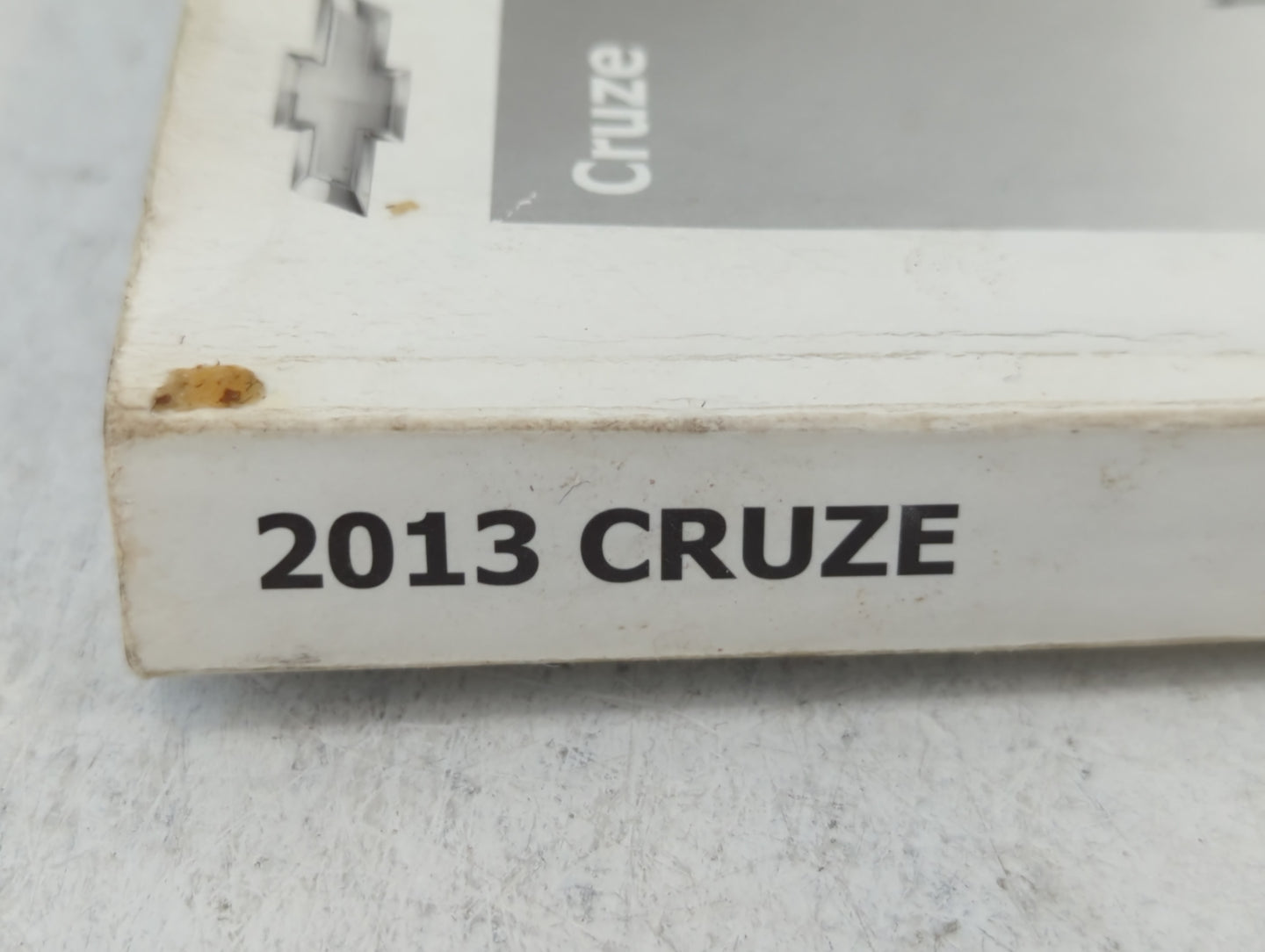 2013 Chevrolet Cruze Owners Manual Book Guide P/N:22771025 B OEM Used Auto Parts - Oemusedautoparts1.com