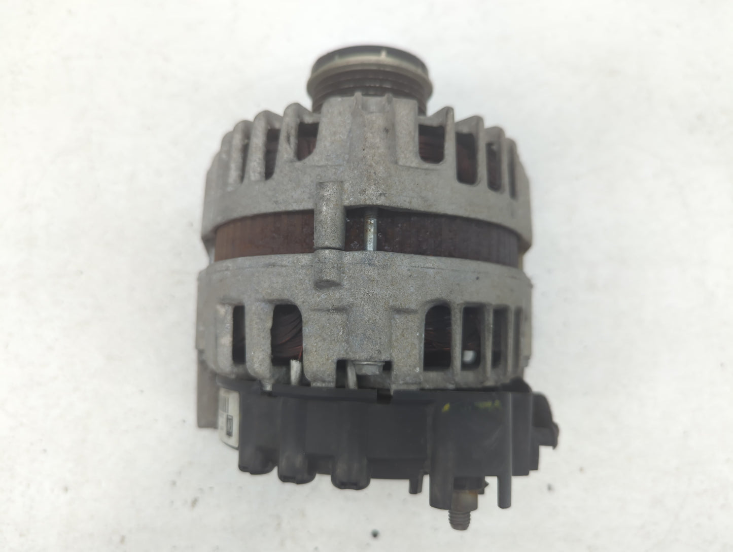 2011-2016 Chevrolet Cruze Alternator Replacement Generator Charging Assembly Engine OEM P/N:95939943 Fits OEM Used Auto Part
