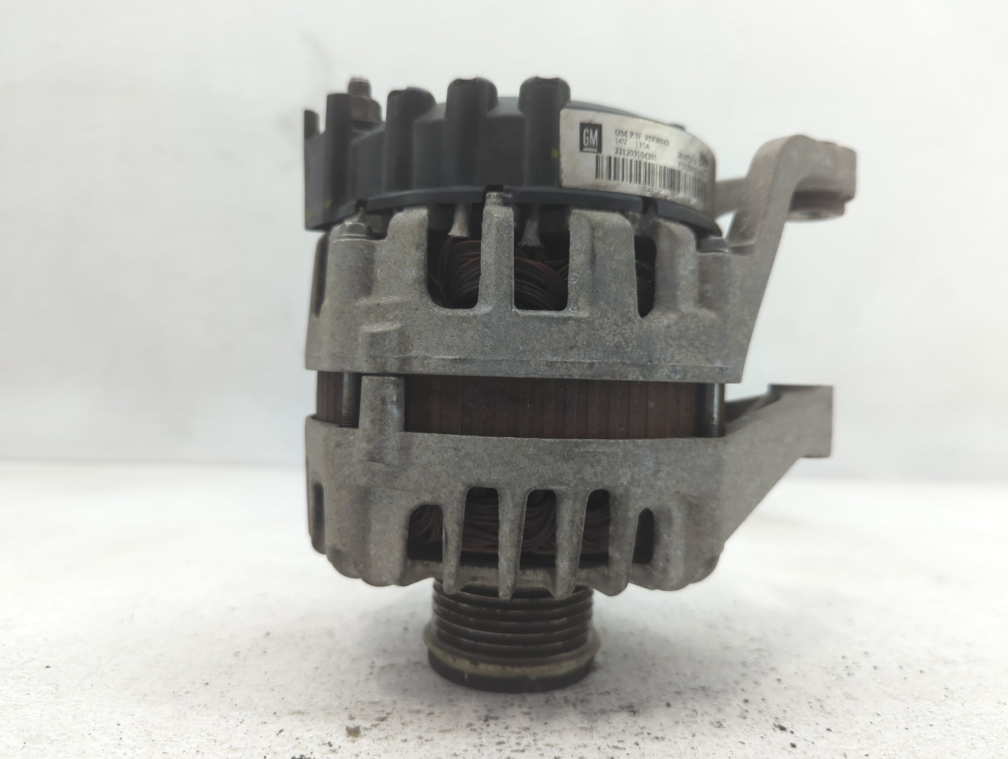 2011-2016 Chevrolet Cruze Alternator Replacement Generator Charging Assembly Engine OEM P/N:95939943 Fits OEM Used Auto Part