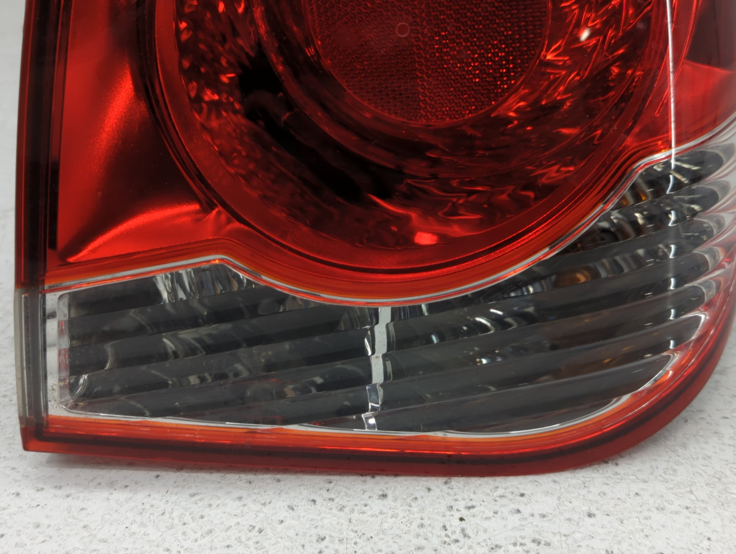 2011-2016 Chevrolet Cruze Tail Light Assembly Passenger Right OEM Fits Fits 2011 2012 2013 2014 2015 2016 OEM Used Auto Part