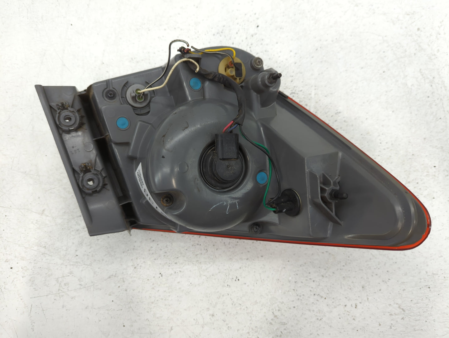 2011-2016 Chevrolet Cruze Tail Light Assembly Passenger Right OEM Fits Fits 2011 2012 2013 2014 2015 2016 OEM Used Auto Part