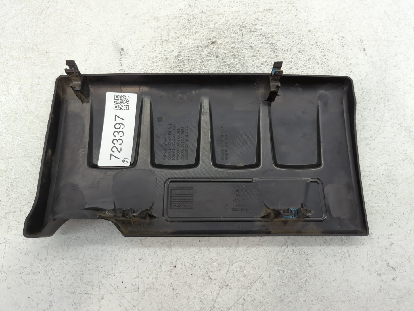 2013 Chevrolet Cruze Engine Cover - Oemusedautoparts1.com