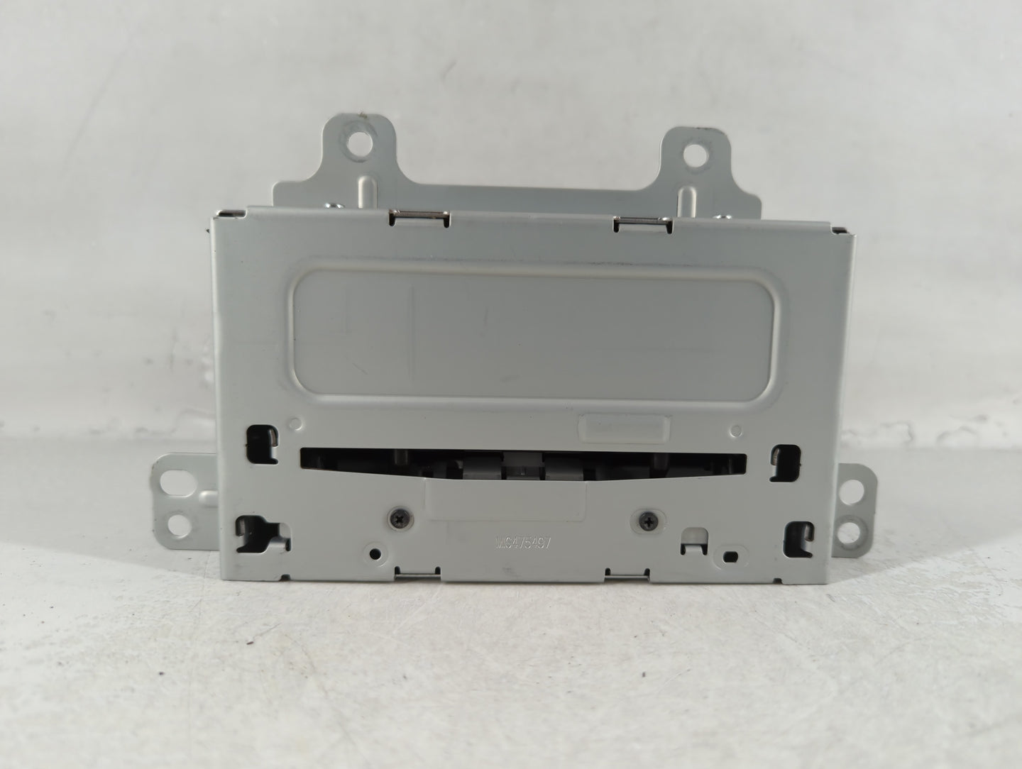 2013-2013 Chevrolet Cruze Am Fm Cd Player Radio Receiver - Oemusedautoparts1.com