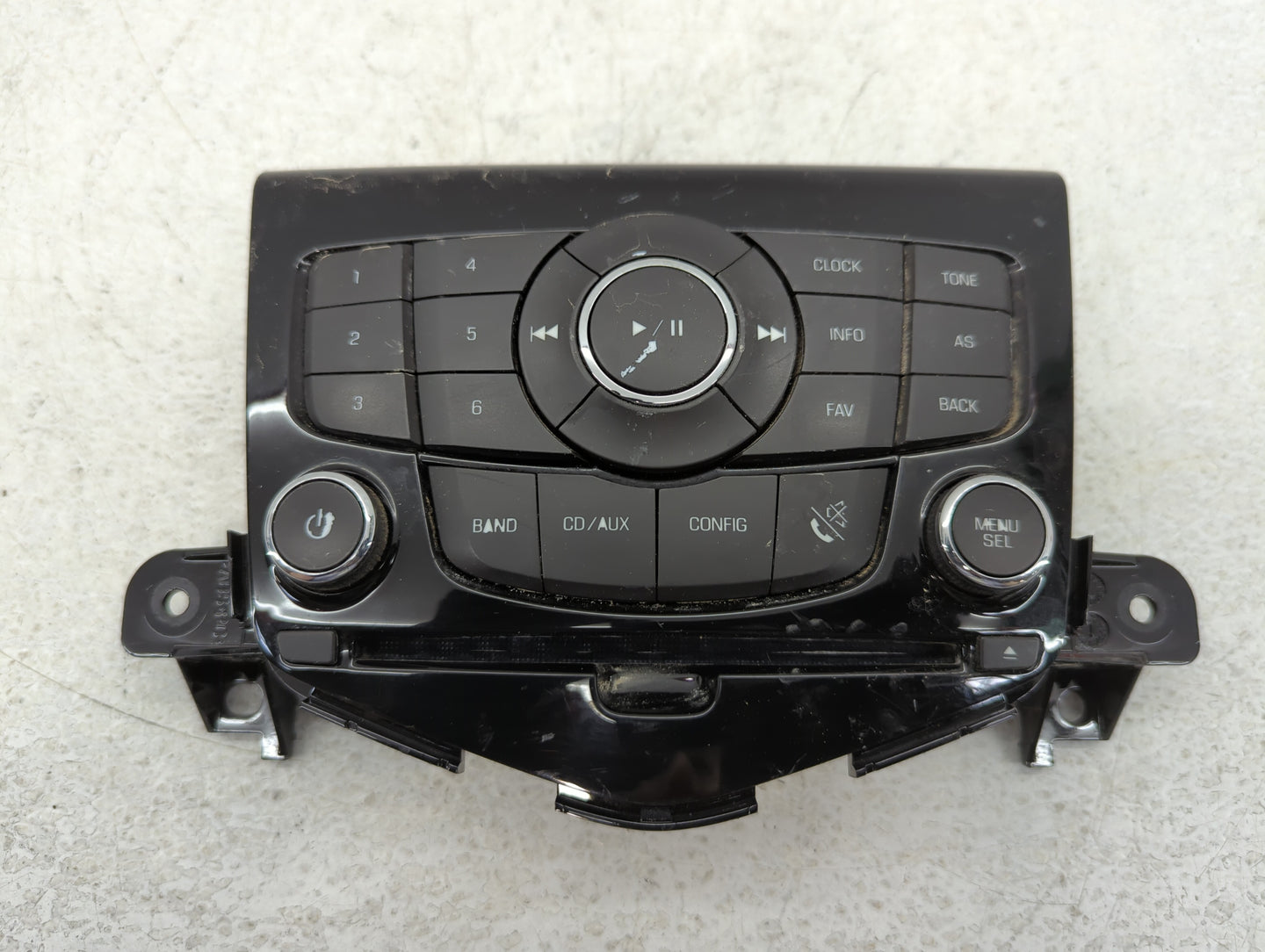 2013-2013 Chevrolet Cruze Am Fm Cd Player Radio Receiver - Oemusedautoparts1.com