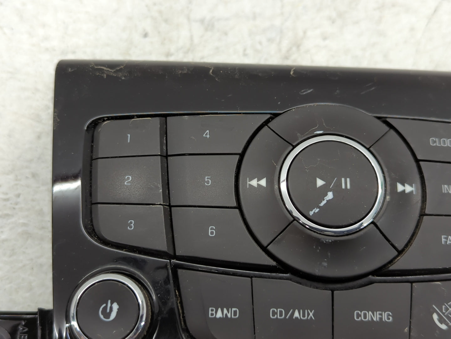2013-2013 Chevrolet Cruze Am Fm Cd Player Radio Receiver - Oemusedautoparts1.com