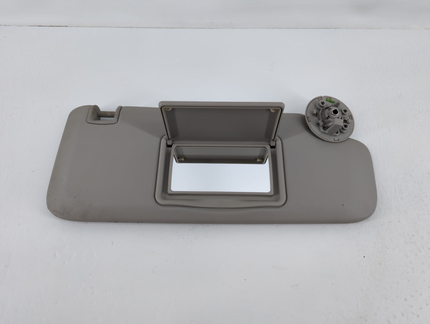 2011-2016 Chevrolet Cruze Sun Visor Shade Replacement Passenger Right Mirror Fits Fits 2011 2012 2013 2014 2015 2016 OEM Use