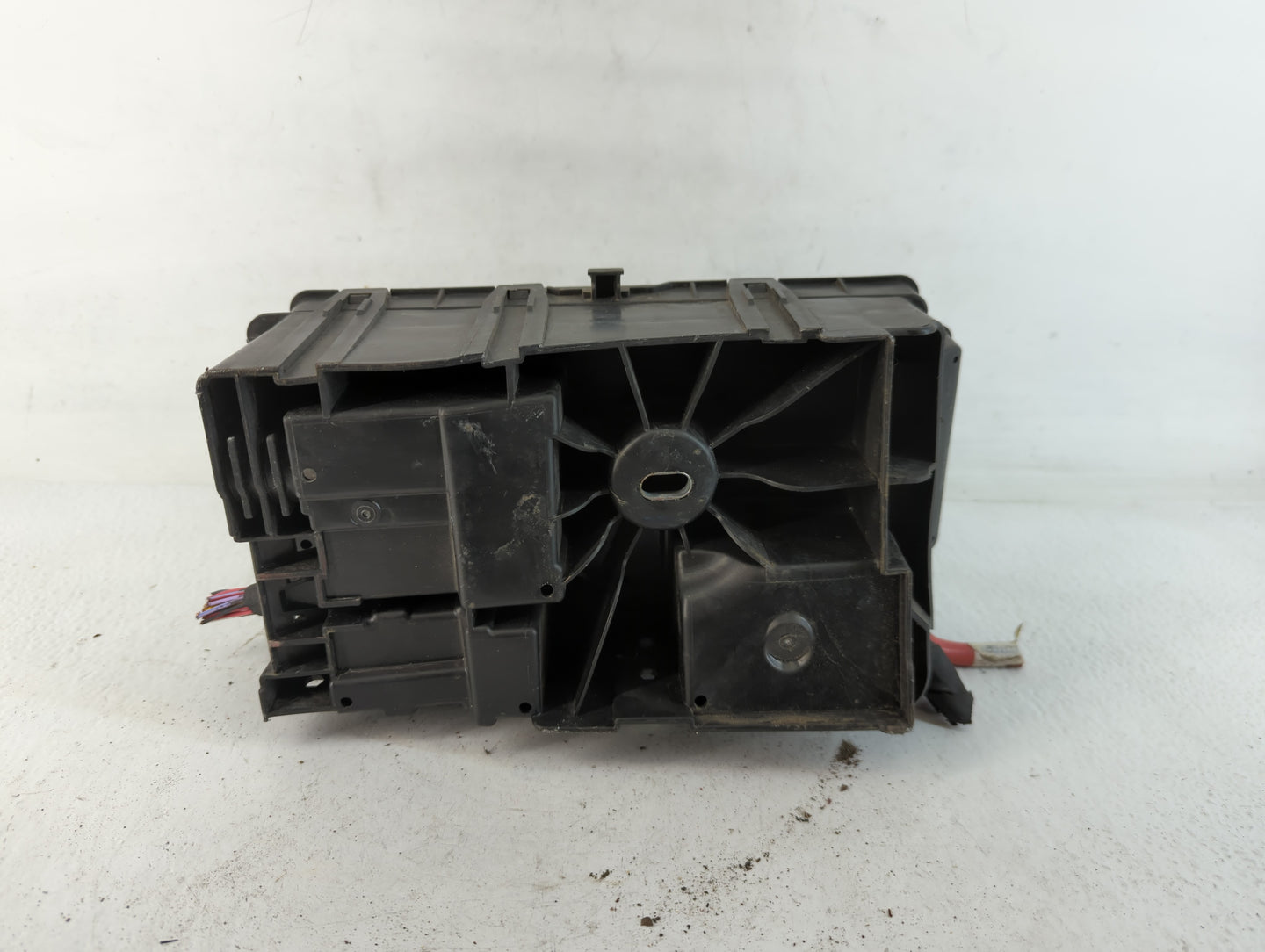 2011-2014 Chevrolet Cruze Fusebox Fuse Box Panel Relay Module P/N:95216200_02 Fits Fits 2011 2012 2013 2014 OEM Used Auto Pa
