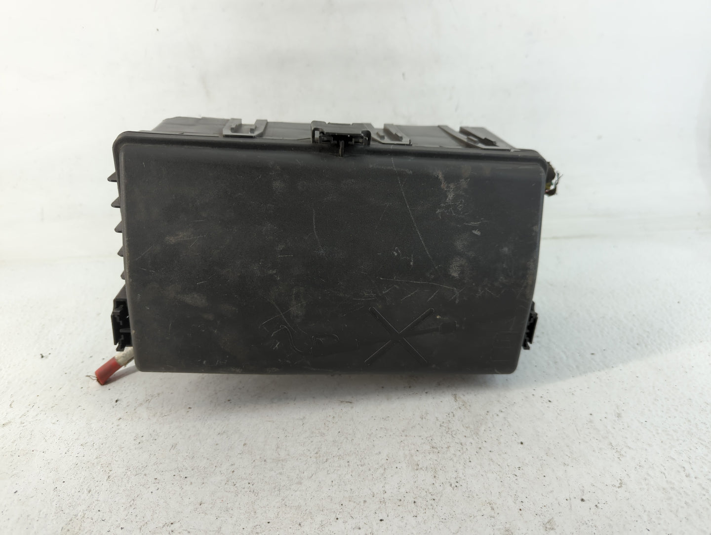 2011-2014 Chevrolet Cruze Fusebox Fuse Box Panel Relay Module P/N:812461952 Fits Fits 2011 2012 2013 2014 OEM Used Auto Part
