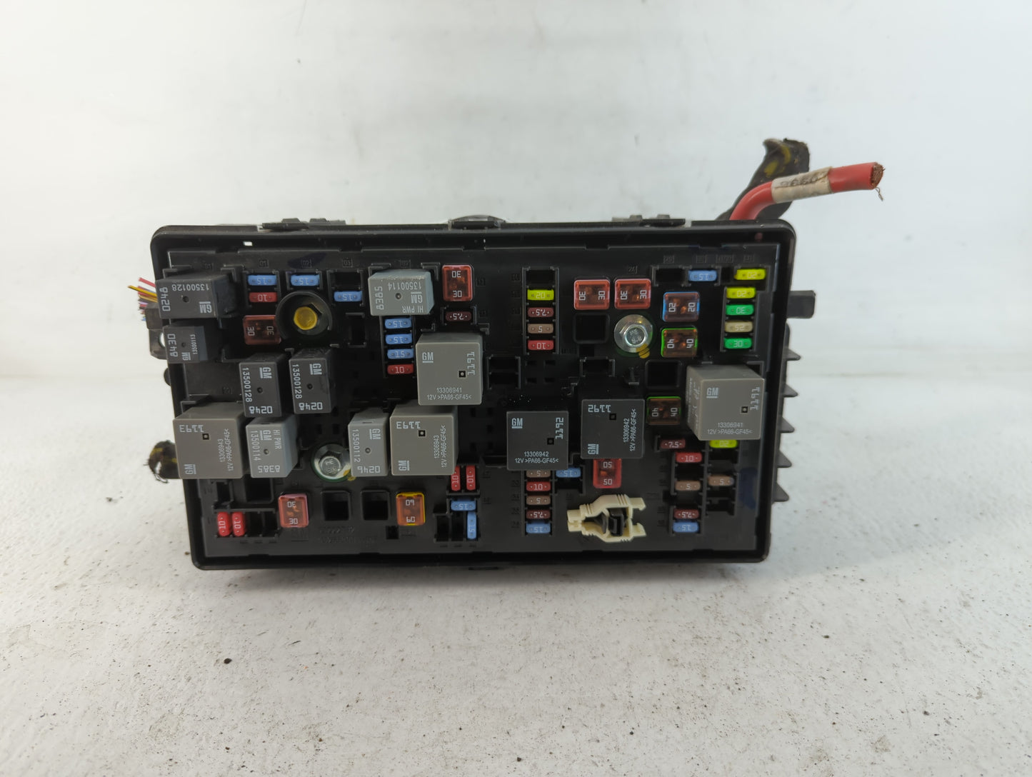 2011-2014 Chevrolet Cruze Fusebox Fuse Box Panel Relay Module P/N:812461952 Fits Fits 2011 2012 2013 2014 OEM Used Auto Part