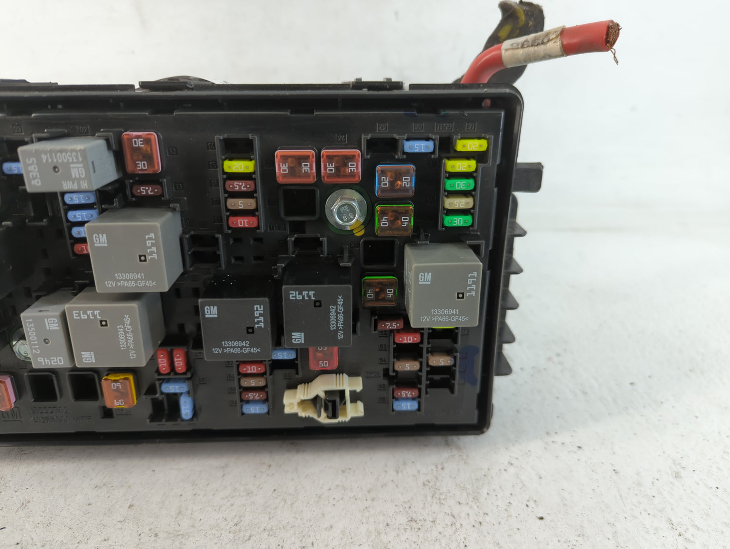 2011-2014 Chevrolet Cruze Fusebox Fuse Box Panel Relay Module P/N:812461952 Fits Fits 2011 2012 2013 2014 OEM Used Auto Part