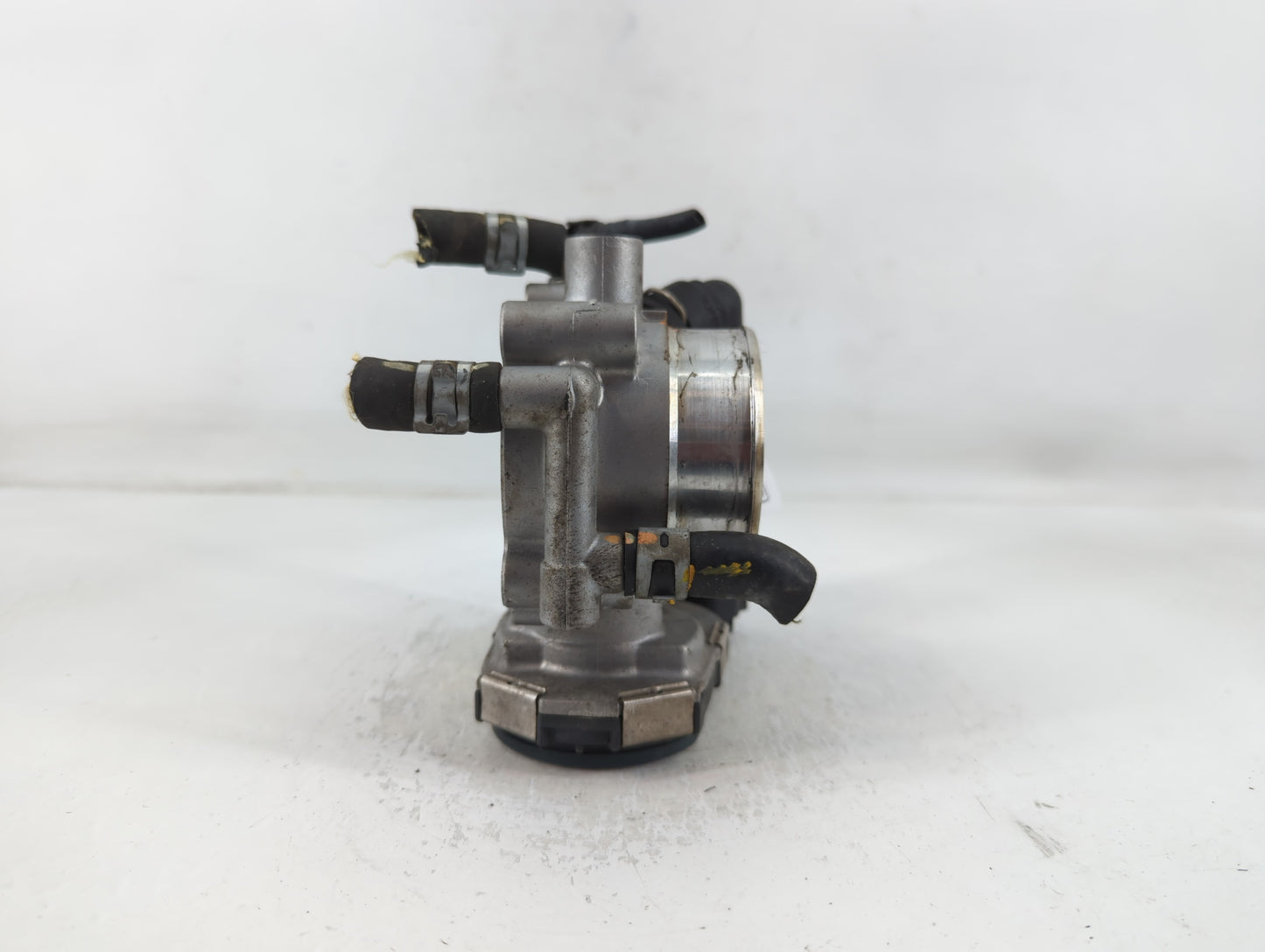 2011-2016 Chevrolet Cruze Throttle Body P/N:0 280 750 245 55 561 495 Fits Fits 2009 2010 2011 2012 2013 2014 2015 2016 2017 