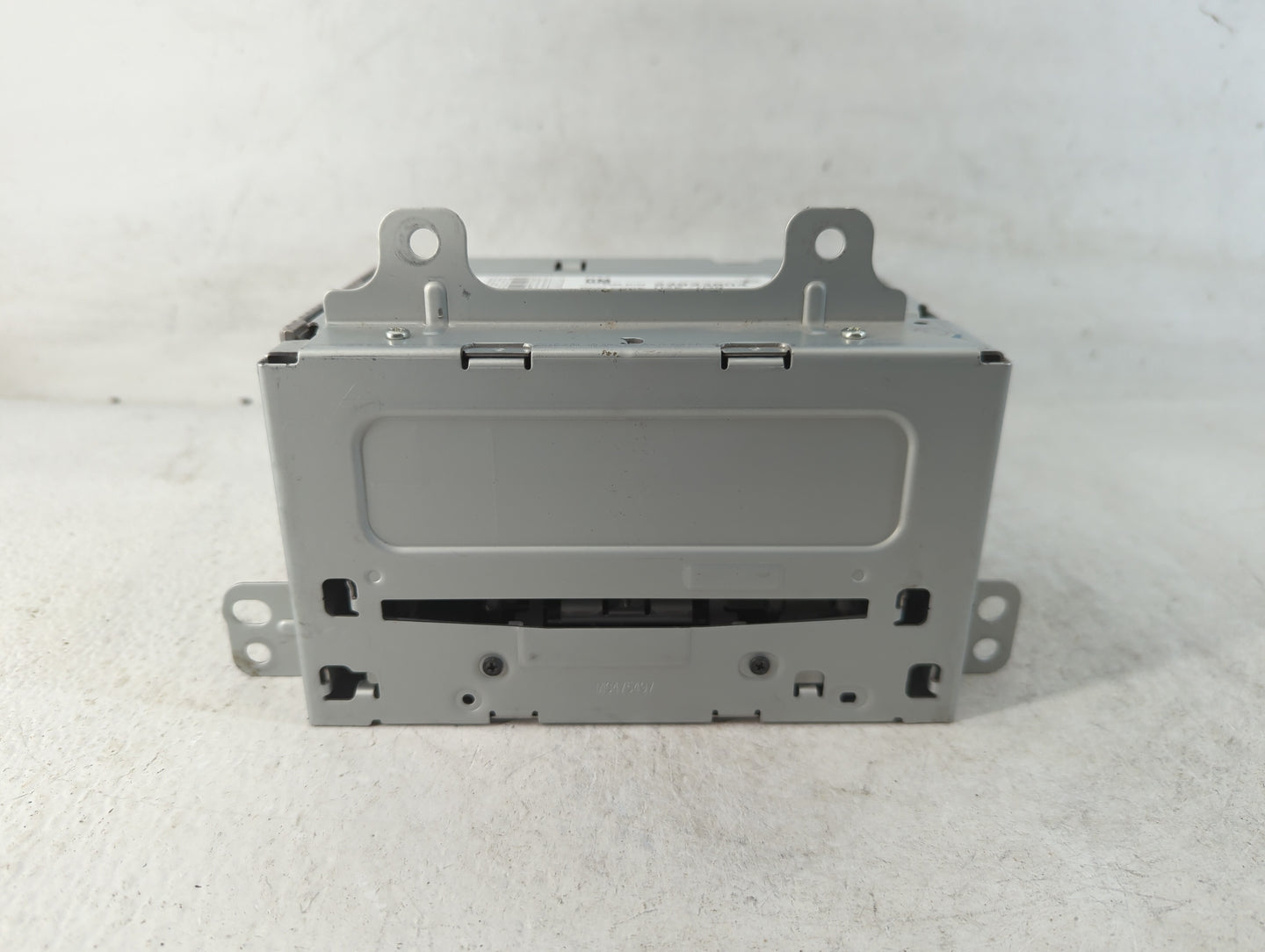 2013 Chevrolet Cruze Radio AM FM Cd Player Receiver Replacement P/N:22923804 Fits OEM Used Auto Parts - Oemusedautoparts1.co