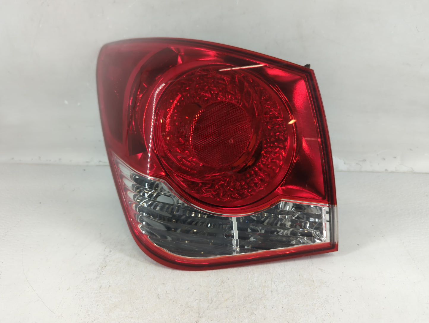 2011-2016 Chevrolet Cruze Tail Light Assembly Driver Left OEM Fits Fits 2011 2012 2013 2014 2015 2016 OEM Used Auto Parts - 