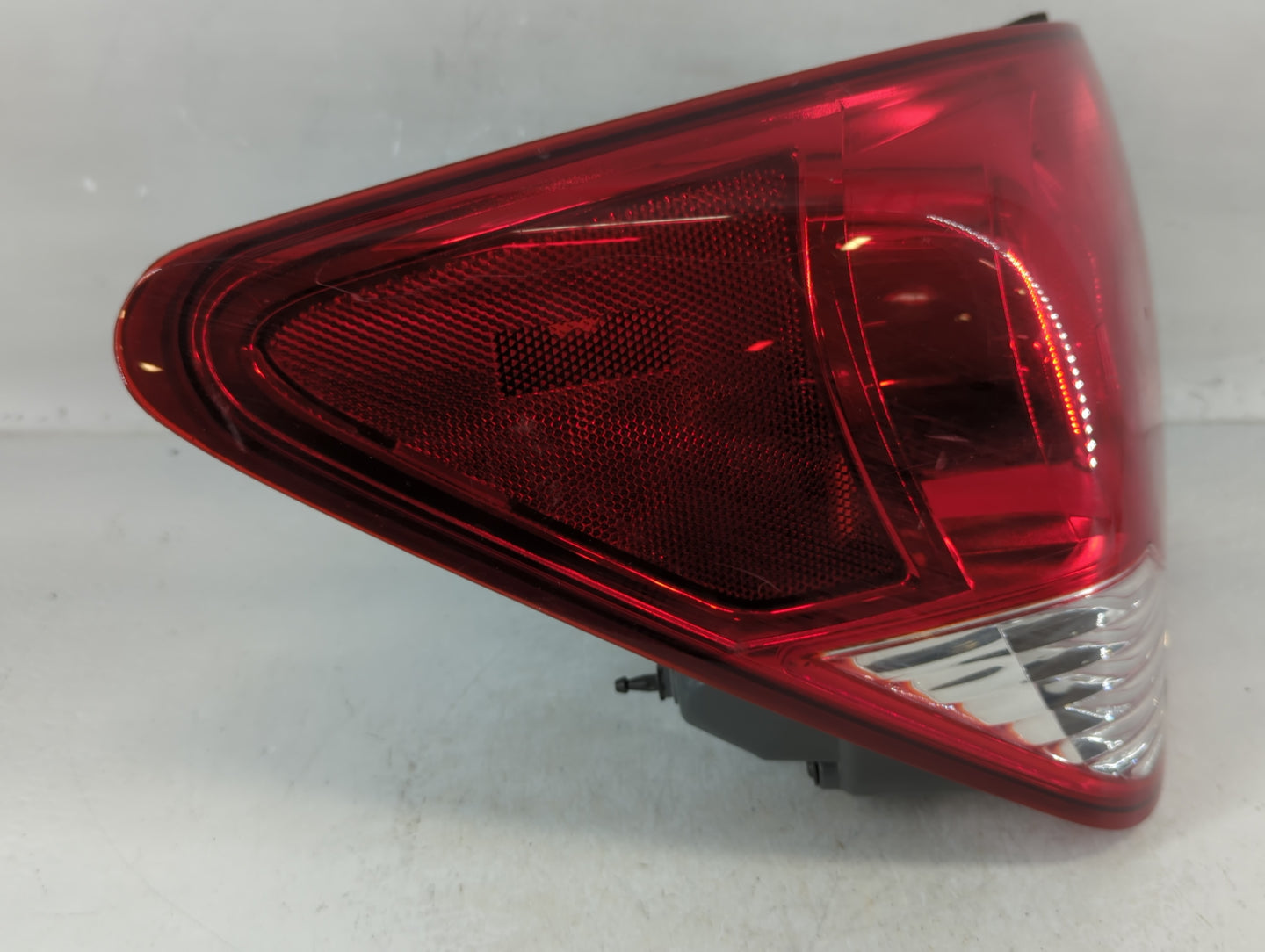 2011-2016 Chevrolet Cruze Tail Light Assembly Driver Left OEM Fits Fits 2011 2012 2013 2014 2015 2016 OEM Used Auto Parts - 