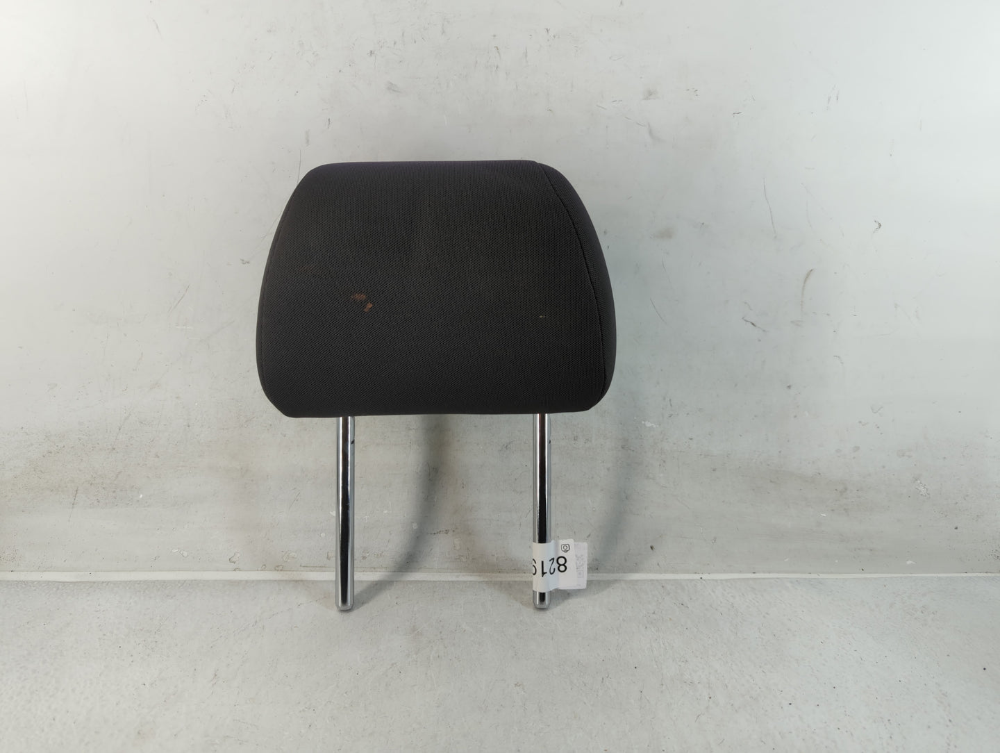 2013 Chevrolet Cruze Headrest Head Rest Rear Seat Fits OEM Used Auto Parts - Oemusedautoparts1.com
