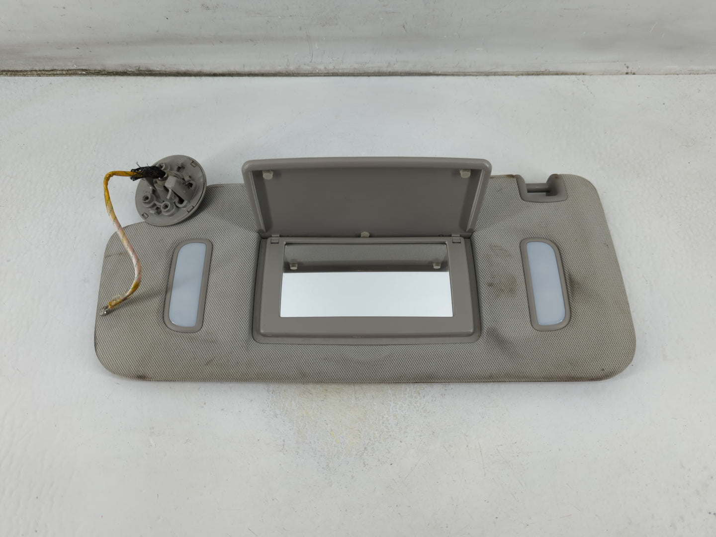 2010-2017 Chevrolet Equinox Sun Visor Shade Replacement Driver Left Mirror Fits Fits 2010 2011 2012 2013 2014 2015 2016 2017