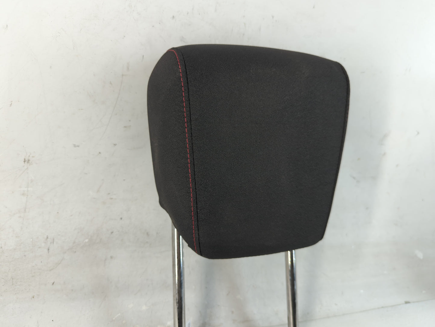 2012-2013 Chevrolet Equinox Headrest Head Rest Front Driver Passenger Seat Fits Fits 2012 2013 OEM Used Auto Parts - Oemused