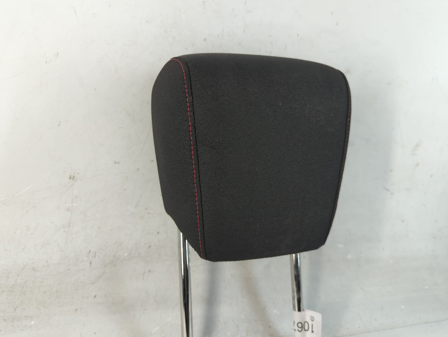 2013 Chevrolet Equinox Headrest Head Rest Front Driver Passenger Seat Fits OEM Used Auto Parts - Oemusedautoparts1.com